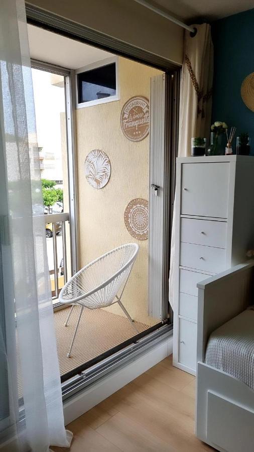 Studio Cabine Refait A Neuf A 3 Minutes A Pied De La Plage Apartman Le Grau-du-Roi Kültér fotó