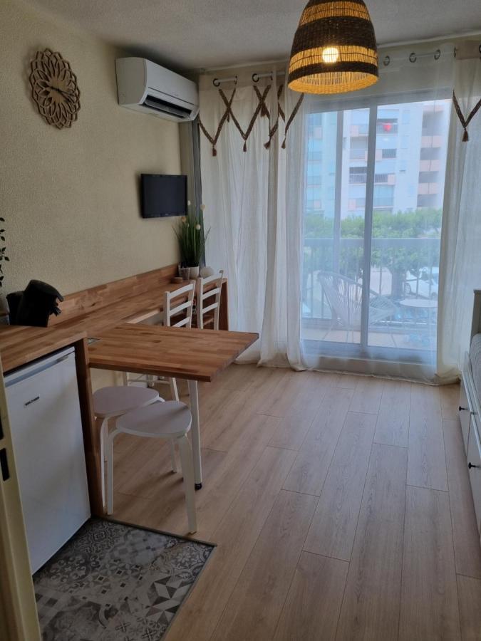 Studio Cabine Refait A Neuf A 3 Minutes A Pied De La Plage Apartman Le Grau-du-Roi Kültér fotó