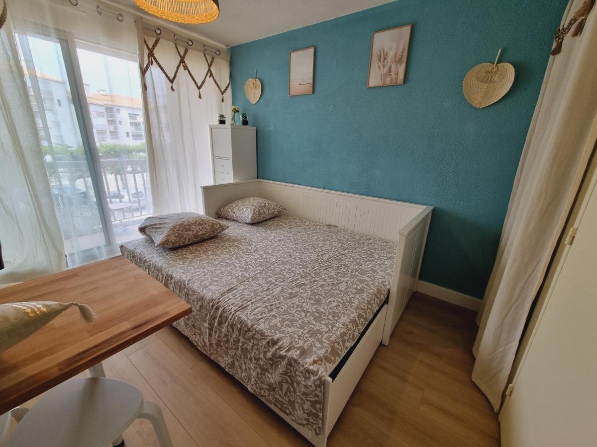 Studio Cabine Refait A Neuf A 3 Minutes A Pied De La Plage Apartman Le Grau-du-Roi Kültér fotó