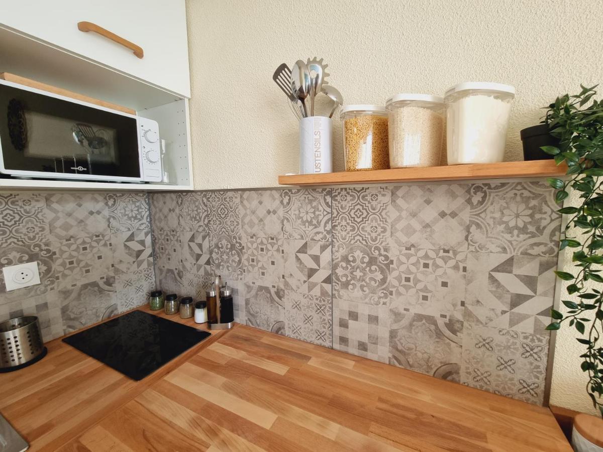 Studio Cabine Refait A Neuf A 3 Minutes A Pied De La Plage Apartman Le Grau-du-Roi Kültér fotó